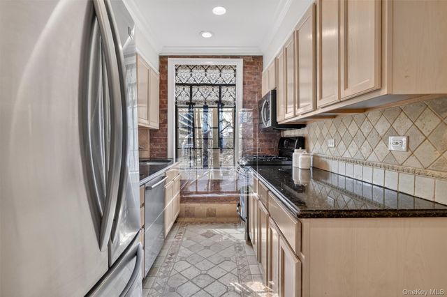 20 N Broadway O372, White Plains, NY 10601