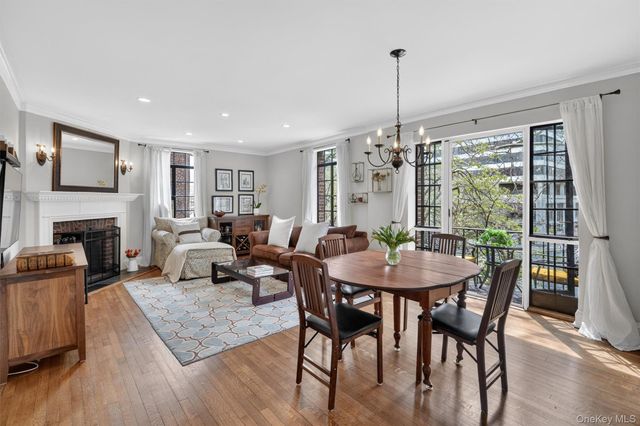 20 N Broadway O372, White Plains, NY 10601