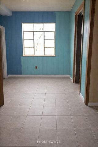 3076 Leechburg Rd, Lower Burrell, PA 15068