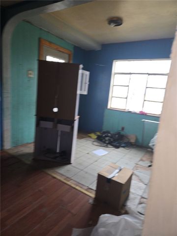 3076 Leechburg Rd, Lower Burrell, PA 15068