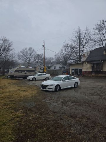 3076 Leechburg Rd, Lower Burrell, PA 15068