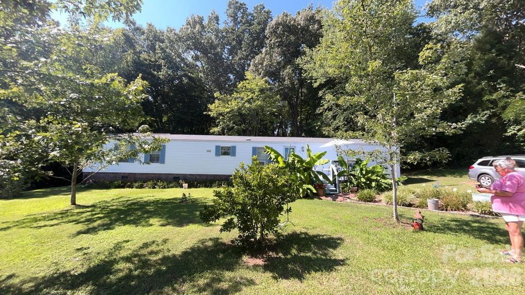 202 Eufola Road, Statesville, NC 28677