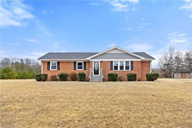 8204 Nc Highway 68, Stokesdale, NC 27357