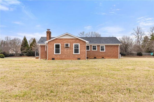 8204 Nc Highway 68, Stokesdale, NC 27357