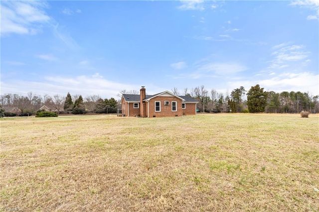 8204 Nc Highway 68, Stokesdale, NC 27357