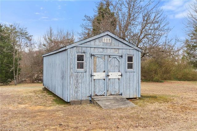 8204 Nc Highway 68, Stokesdale, NC 27357