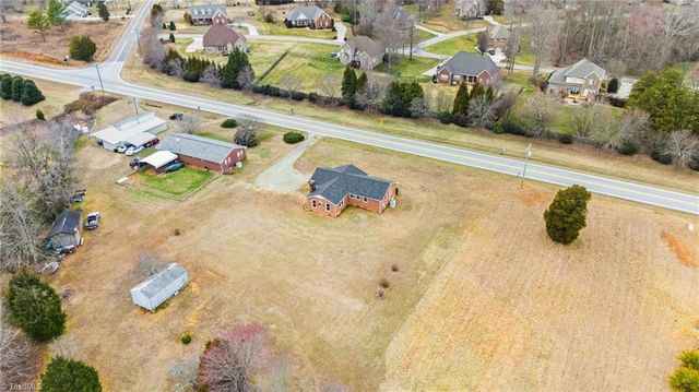 8204 Nc Highway 68, Stokesdale, NC 27357