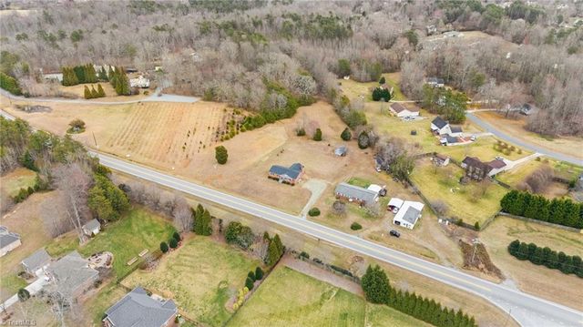 8204 Nc Highway 68, Stokesdale, NC 27357