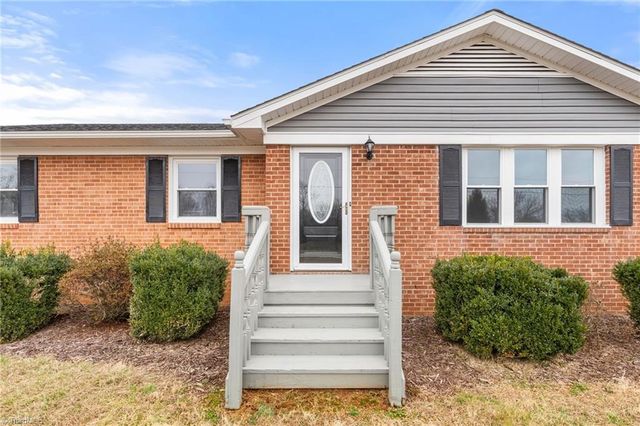 8204 Nc Highway 68, Stokesdale, NC 27357