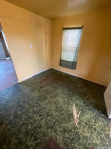 614 Sunglo, San Antonio, TX 78221