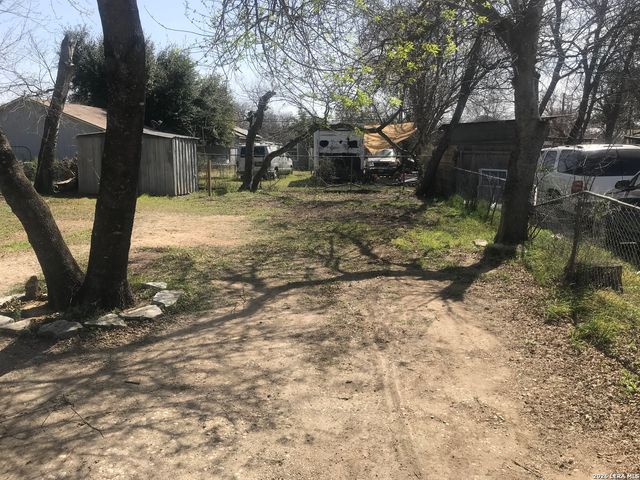 614 Sunglo, San Antonio, TX 78221