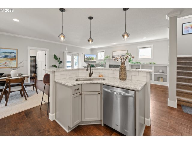 5330 Ne 27TH Ave, Portland, OR 97211