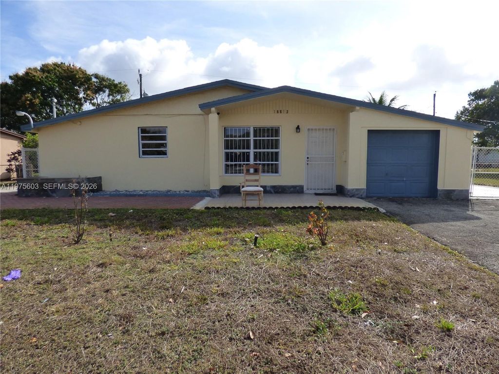 18813 NW 32nd Ave, Miami Gardens, FL 33056