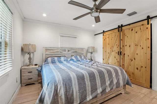 657 MARJON AVENUE, Dunedin, FL 34698