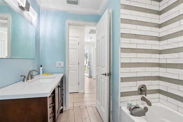 657 MARJON AVENUE, Dunedin, FL 34698