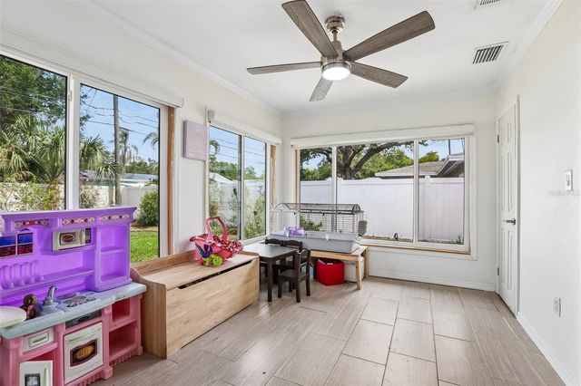 657 MARJON AVENUE, Dunedin, FL 34698