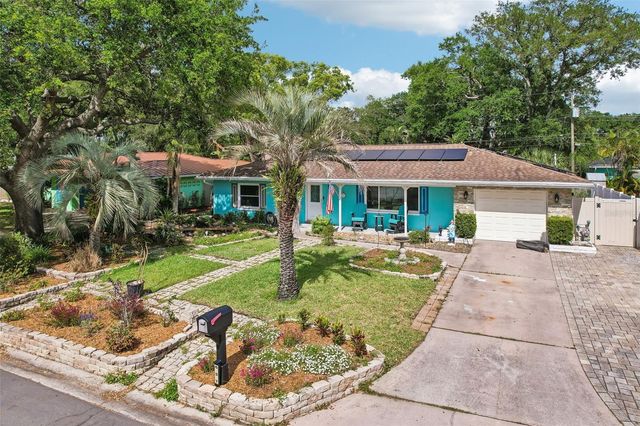 657 MARJON AVENUE, Dunedin, FL 34698