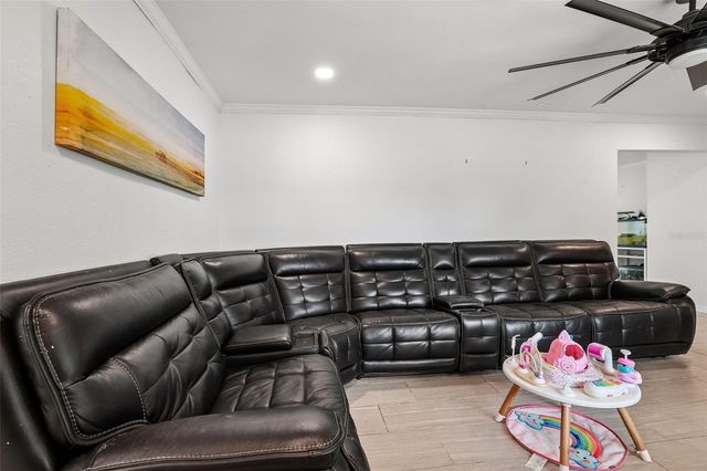 657 MARJON AVENUE, Dunedin, FL 34698