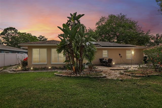 657 MARJON AVENUE, Dunedin, FL 34698