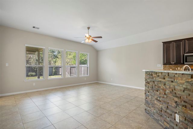 15623 Whisper Woods Drive, Cypress, TX 77429