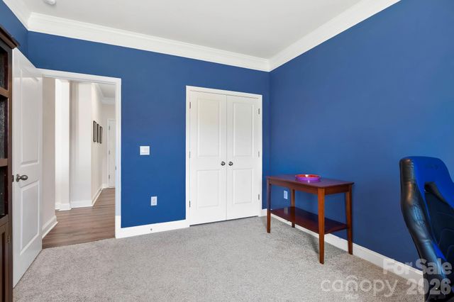 23 Thornberry Road, Hendersonville, NC 28792