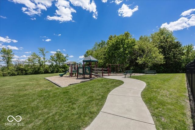 15320 Ackerley Drive, Fortville, IN 46040