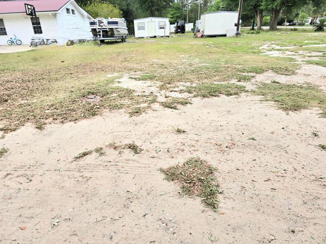613 Old Jolly Bay Road, Freeport, FL 32439