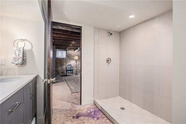 2930 Campbell Street, Kansas City, MO 64109