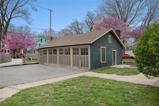 2930 Campbell Street, Kansas City, MO 64109