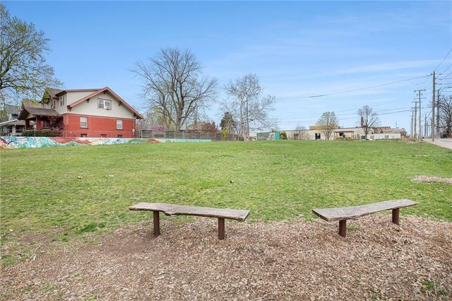 2930 Campbell Street, Kansas City, MO 64109