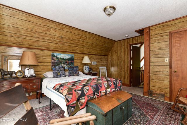 6655 Clarks Neck Road, Washington, NC 27889