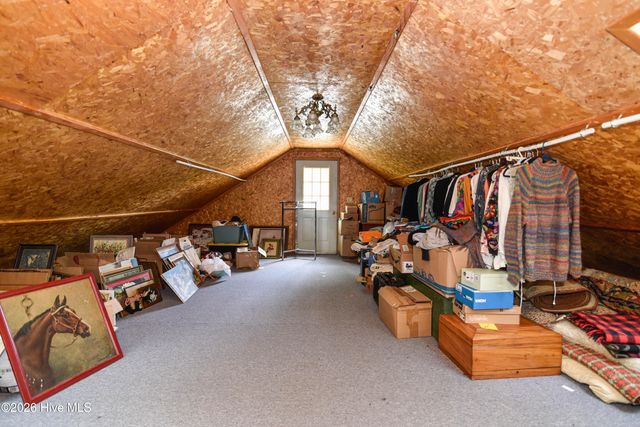 6655 Clarks Neck Road, Washington, NC 27889