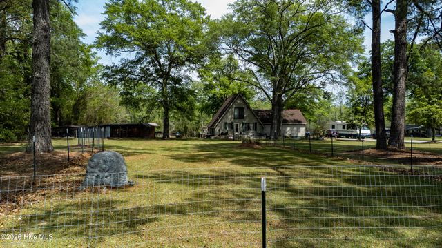 6655 Clarks Neck Road, Washington, NC 27889