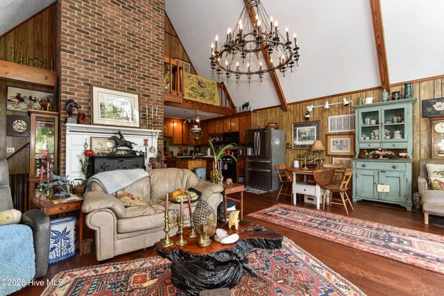 6655 Clarks Neck Road, Washington, NC 27889