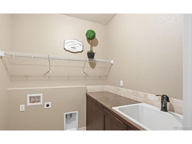 7720 Amour Hill Dr, Greeley, CO 80634