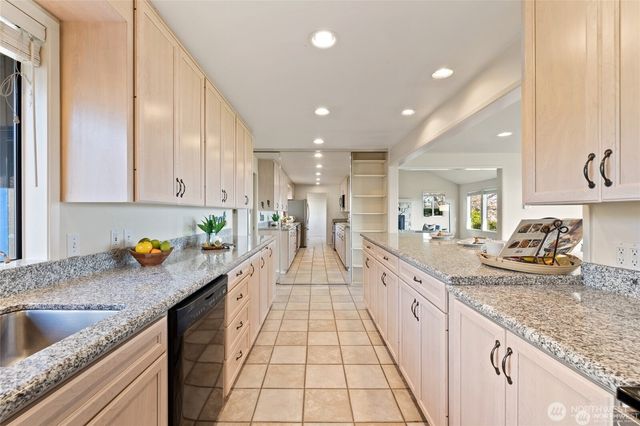 2368 Soundview Drive, Langley, WA 98260