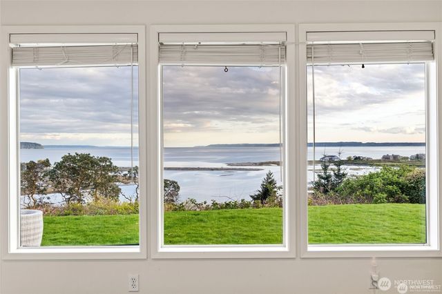 2368 Soundview Drive, Langley, WA 98260