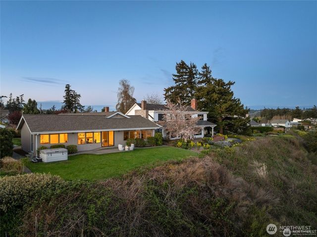 2368 Soundview Drive, Langley, WA 98260
