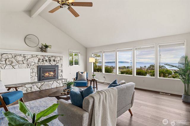 2368 Soundview Drive, Langley, WA 98260