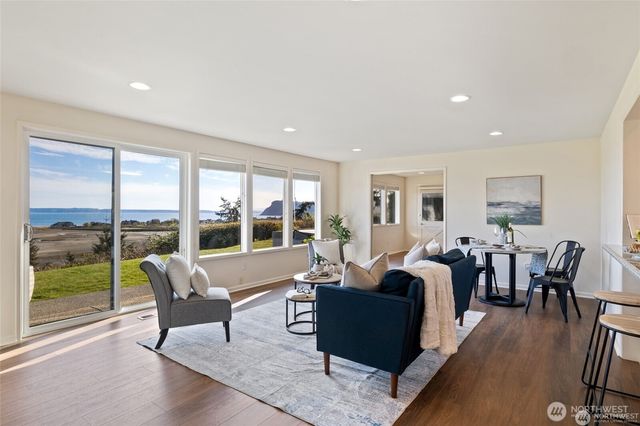2368 Soundview Drive, Langley, WA 98260