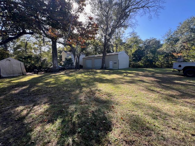 747 Harbor View Road, Charleston, SC 29412