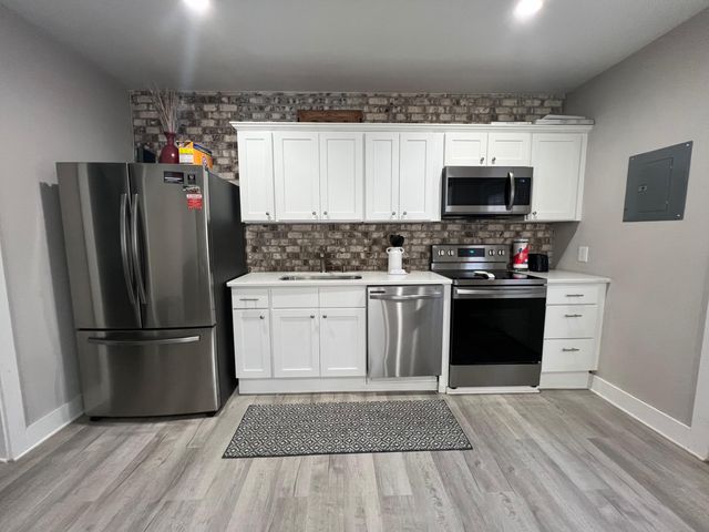 747 Harbor View Road, Charleston, SC 29412