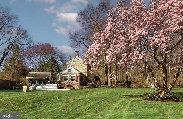 338 UPPER TINICUM CHURCH RD, Upper Black Eddy, PA 18972