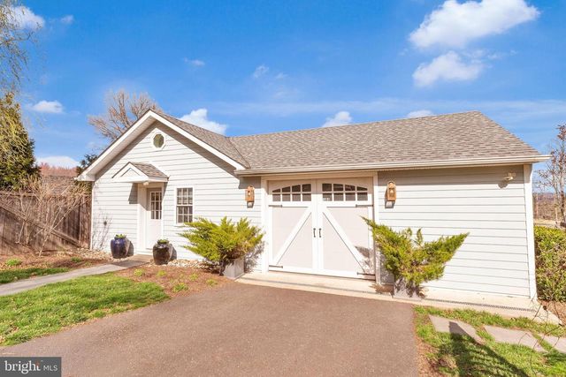 338 UPPER TINICUM CHURCH RD, Upper Black Eddy, PA 18972
