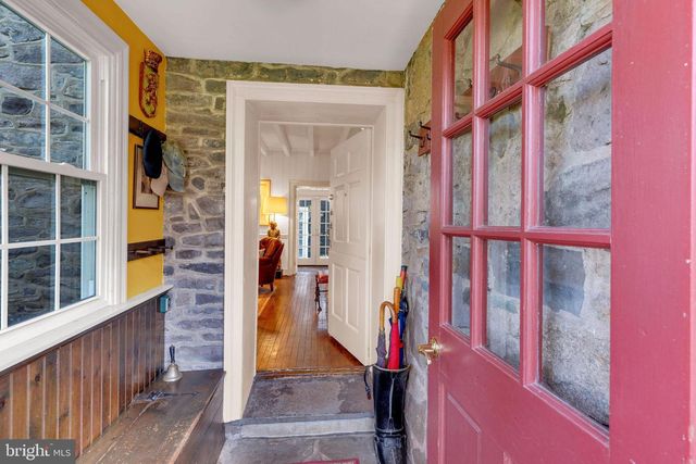 338 UPPER TINICUM CHURCH RD, Upper Black Eddy, PA 18972