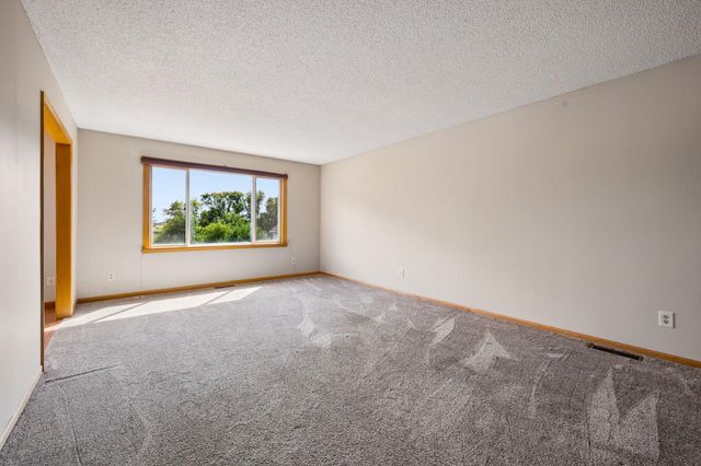 10315 99th Street NE, Otsego, MN 55362