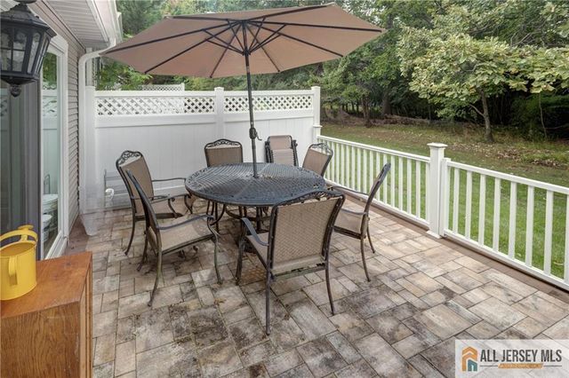 49 Albury Way, North Brunswick, NJ 08902