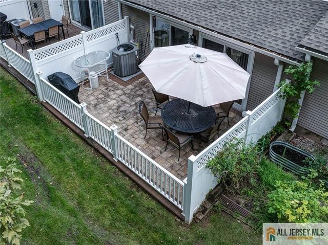 49 Albury Way, North Brunswick, NJ 08902