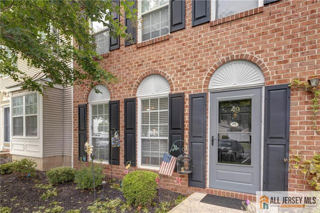 49 Albury Way, North Brunswick, NJ 08902