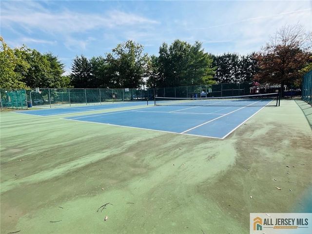 49 Albury Way, North Brunswick, NJ 08902